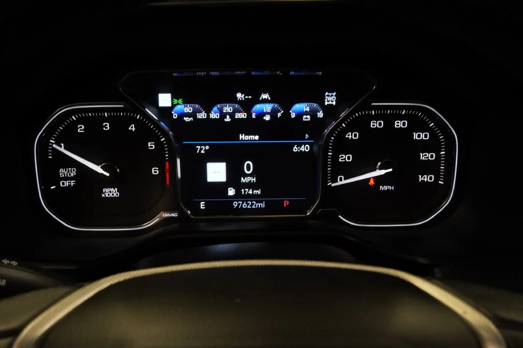 Used 2021 SATIN STEEL METALLIC GMC Denali image 19