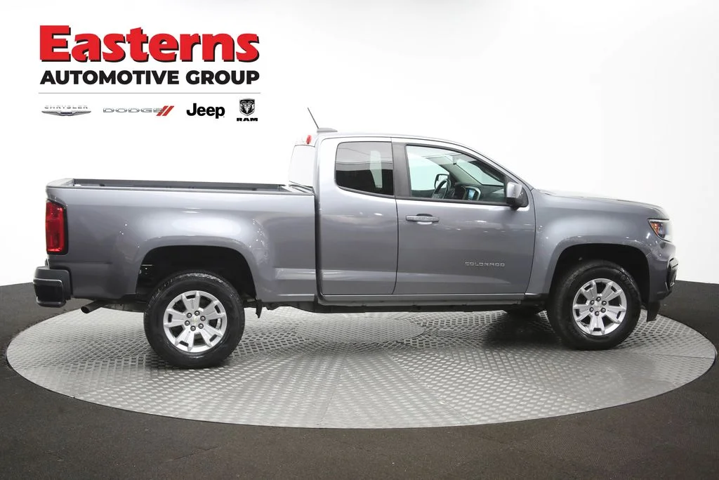 Used 2021 Gray Chevrolet LT image 41
