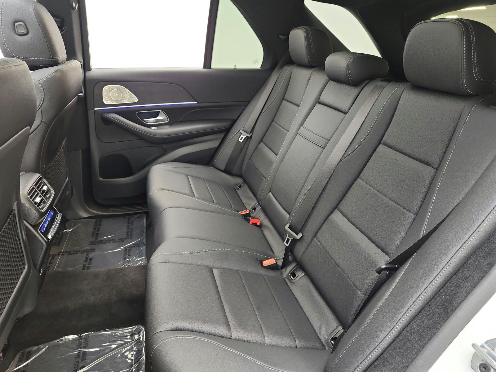 Certified Used 2026 Polar White Mercedes-Benz GLE 450 4MATIC® SUV image 13