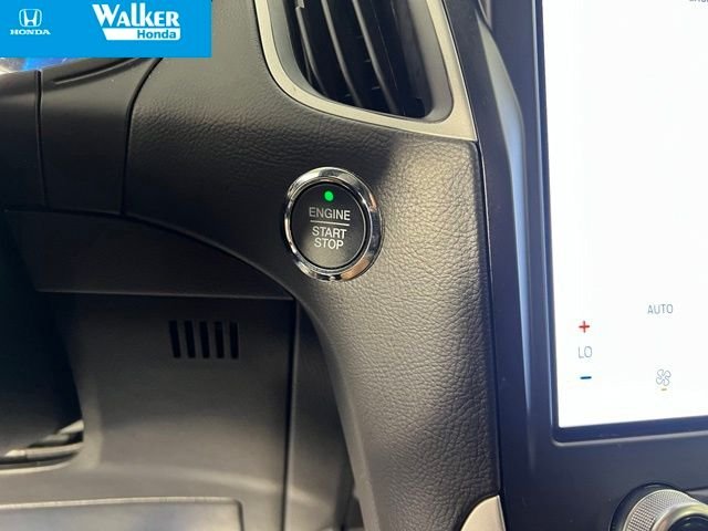 Used 2023 Black Ford SE image 28