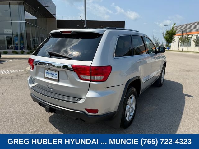 Used 2013 Silver Jeep Laredo image 6