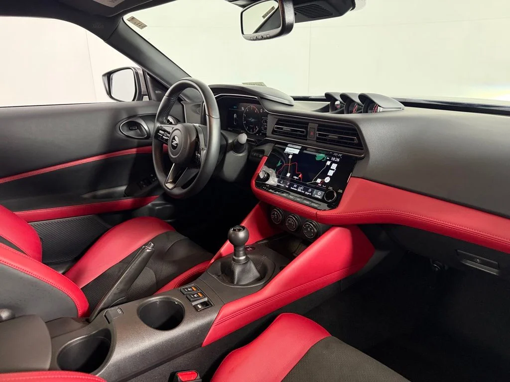 Used 2025 Gray Nissan Performance image 34