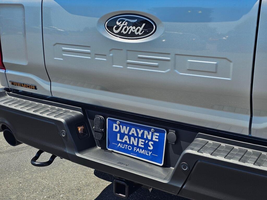 New 2026 Iconic Silver Metallic Ford Tremor® image 15