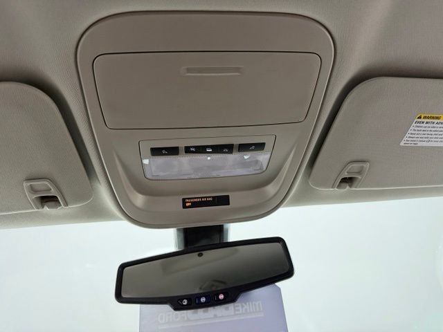 Used 2017 Quartz GMC SLE1 image 34