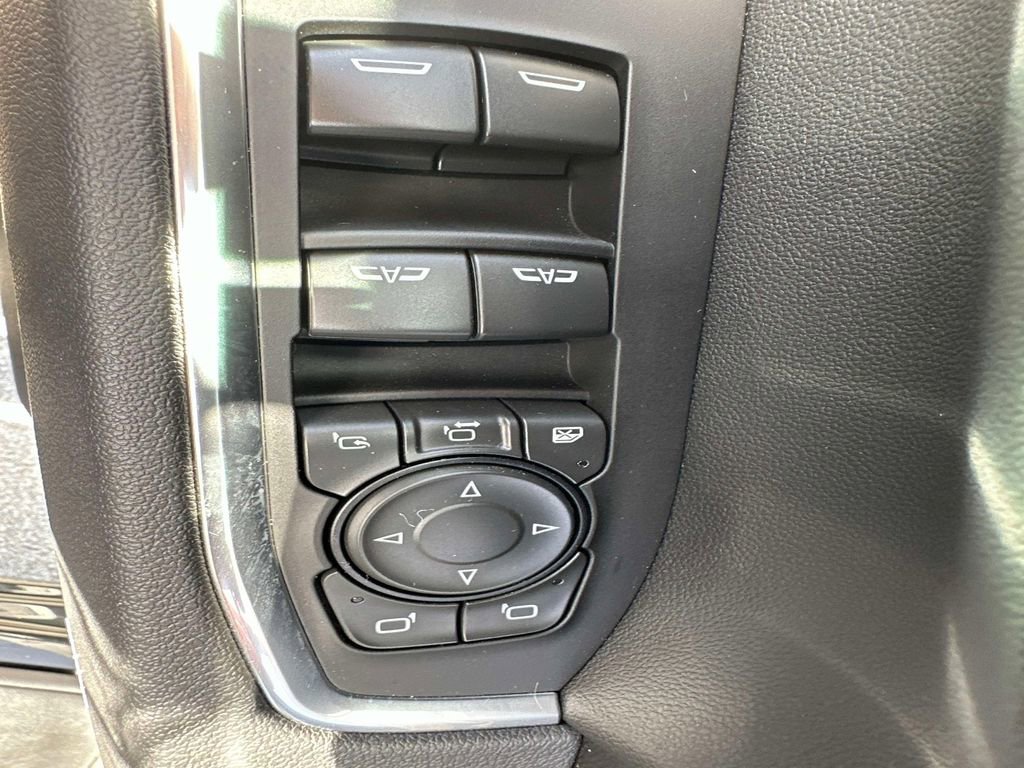 2025 GMC Sierra 2500HD SLT - Photo 18