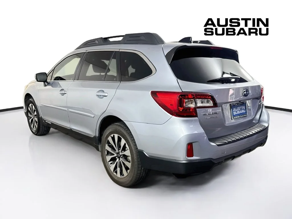 Used 2016 Silver Subaru 2.5i image 5