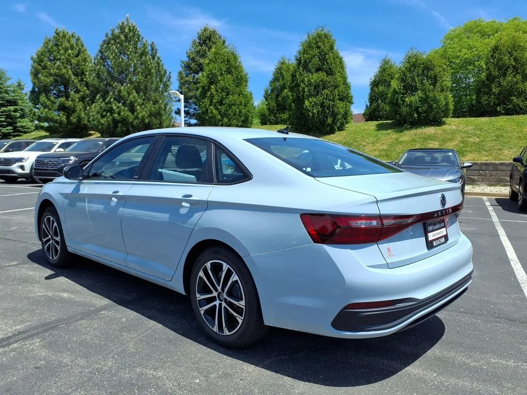 New 2026 Monument Gray Volkswagen 1.5T Sport image 4