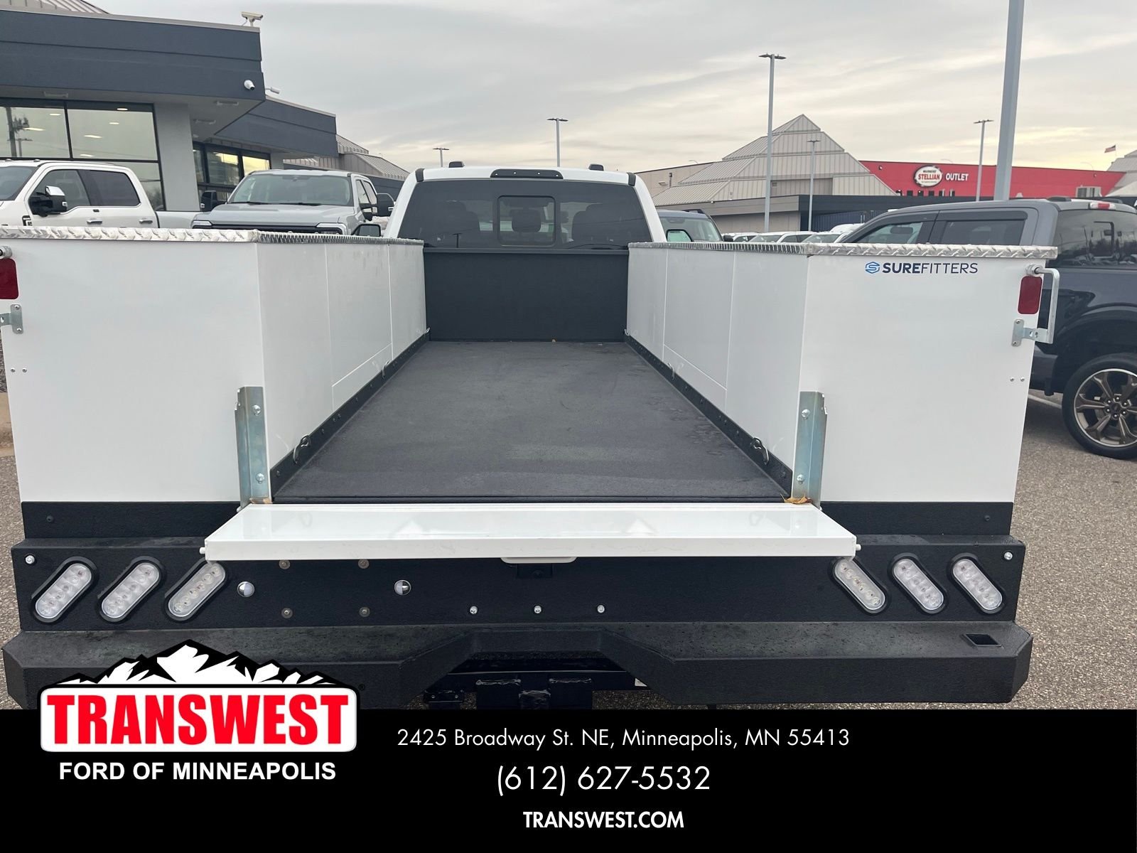 New 2025 Oxford White Ford F-550® XL image 5