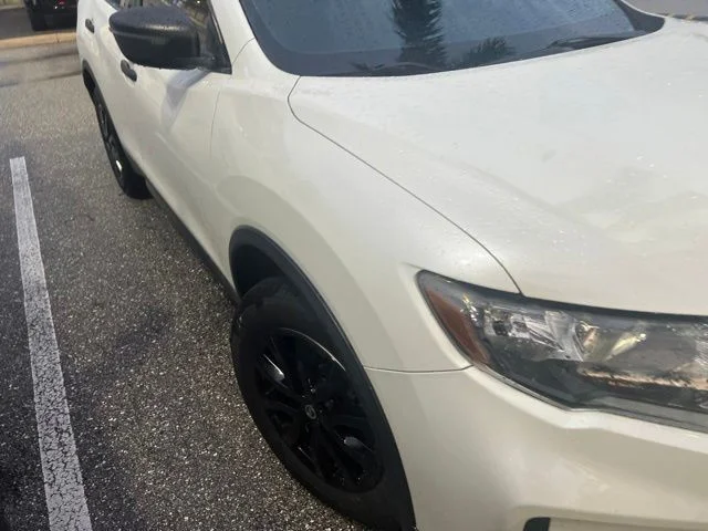 Used 2018 White Nissan SV image 2
