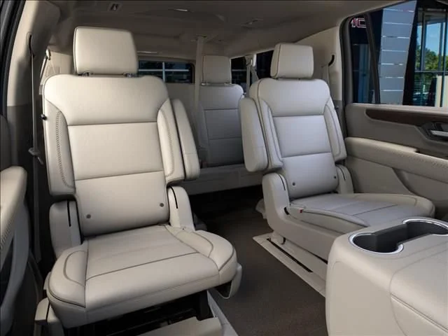2026 GMC Yukon XL Denali - Photo 17