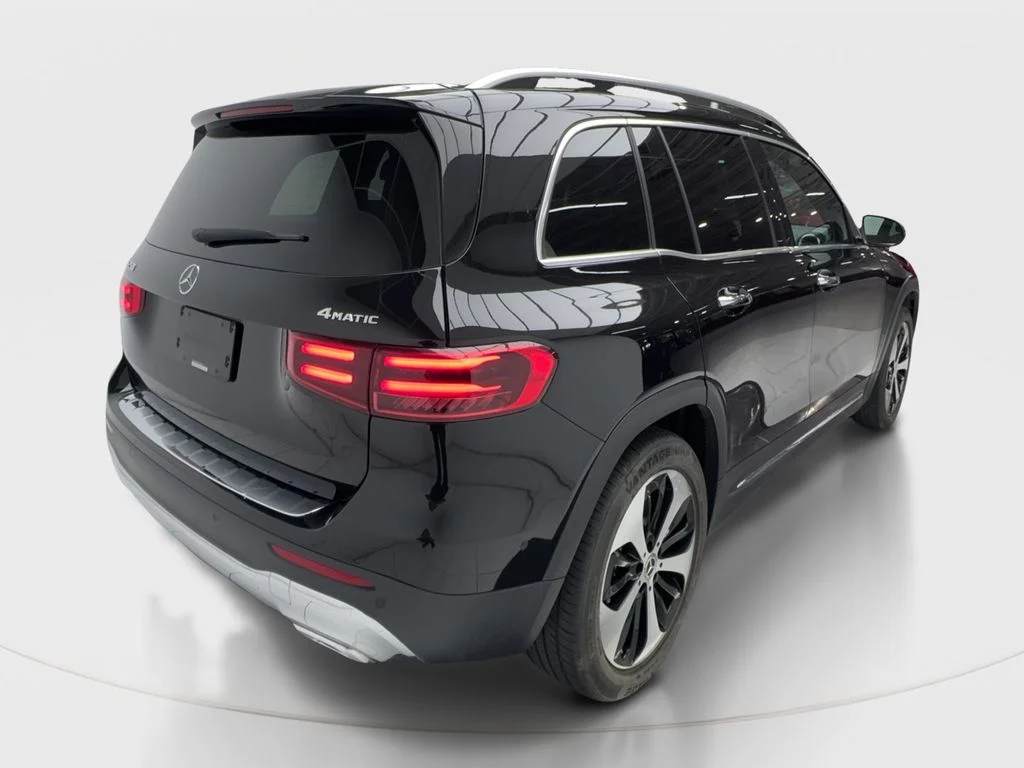 Used 2025 Black Mercedes-Benz GLB 250 image 7