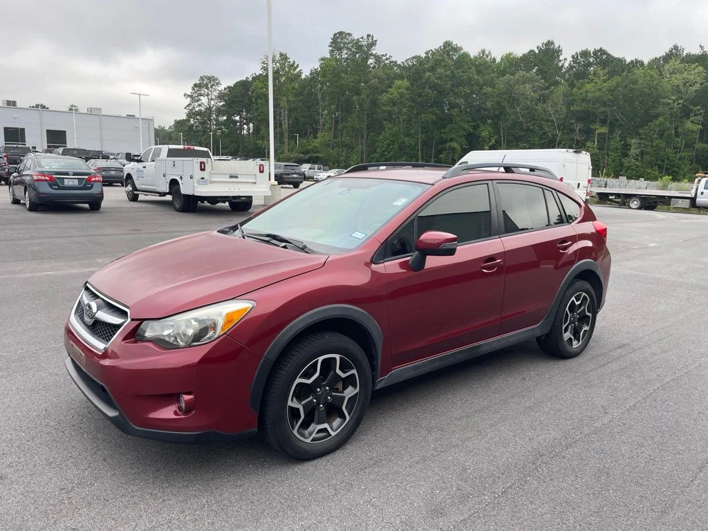 Used 2015 Red Subaru 2.0i Limited image 3