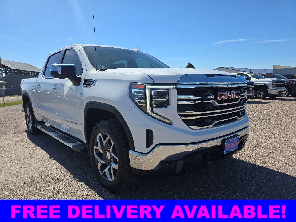 2023 GMC Sierra 4WD Crew Cab Short Box SLT's photo