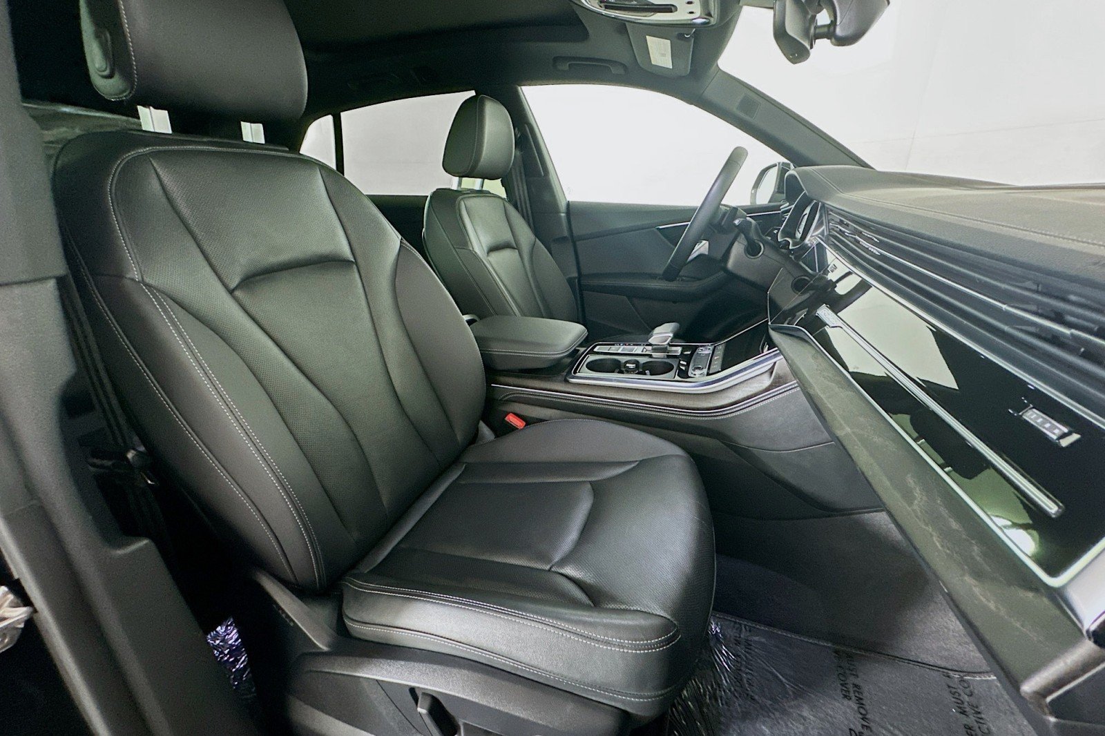 Used 2023 Mythos Black Metallic Audi Premium Plus image 8