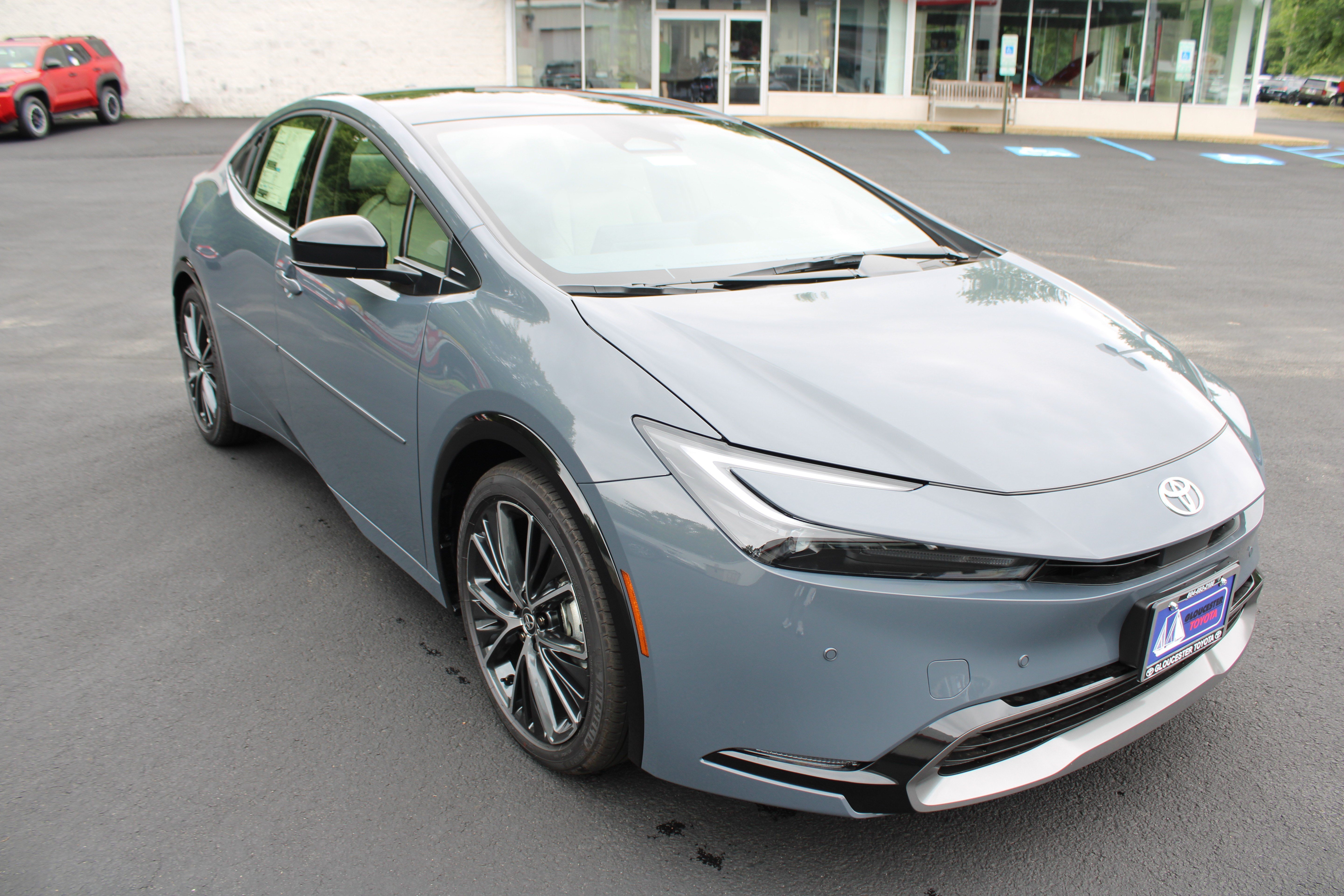 New 2026 Guardian Gray Toyota  XLE image 3