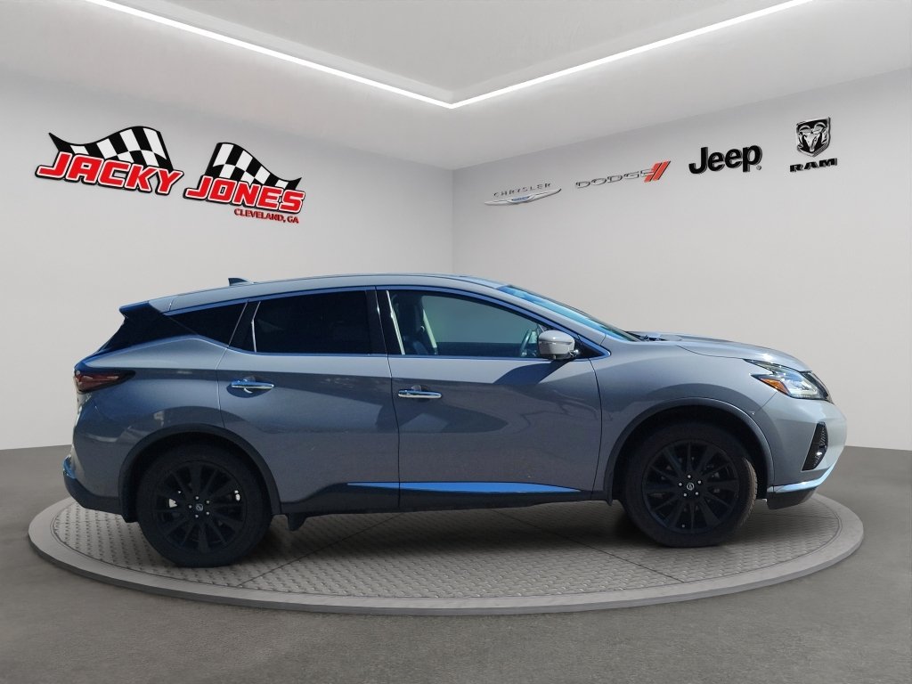 Used 2021  Nissan SL image 7