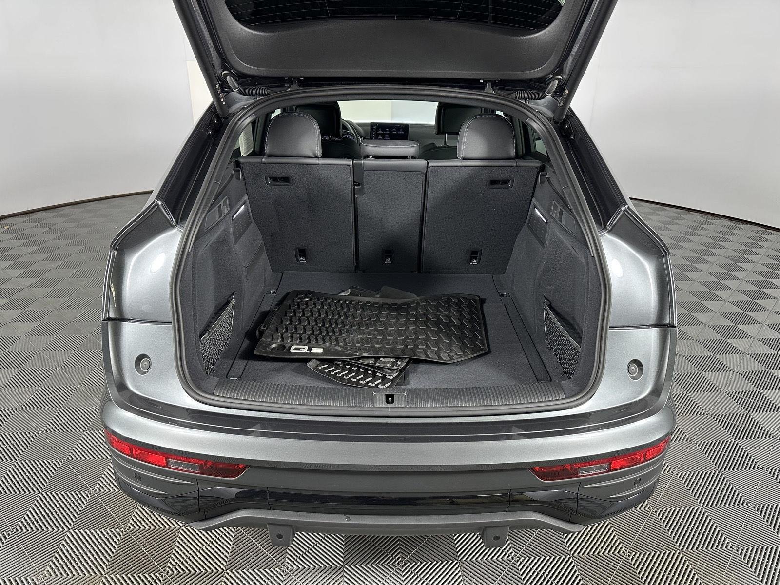 Used 2023 Daytona Gray Pearl Effect Audi S line Premium Plus image 30