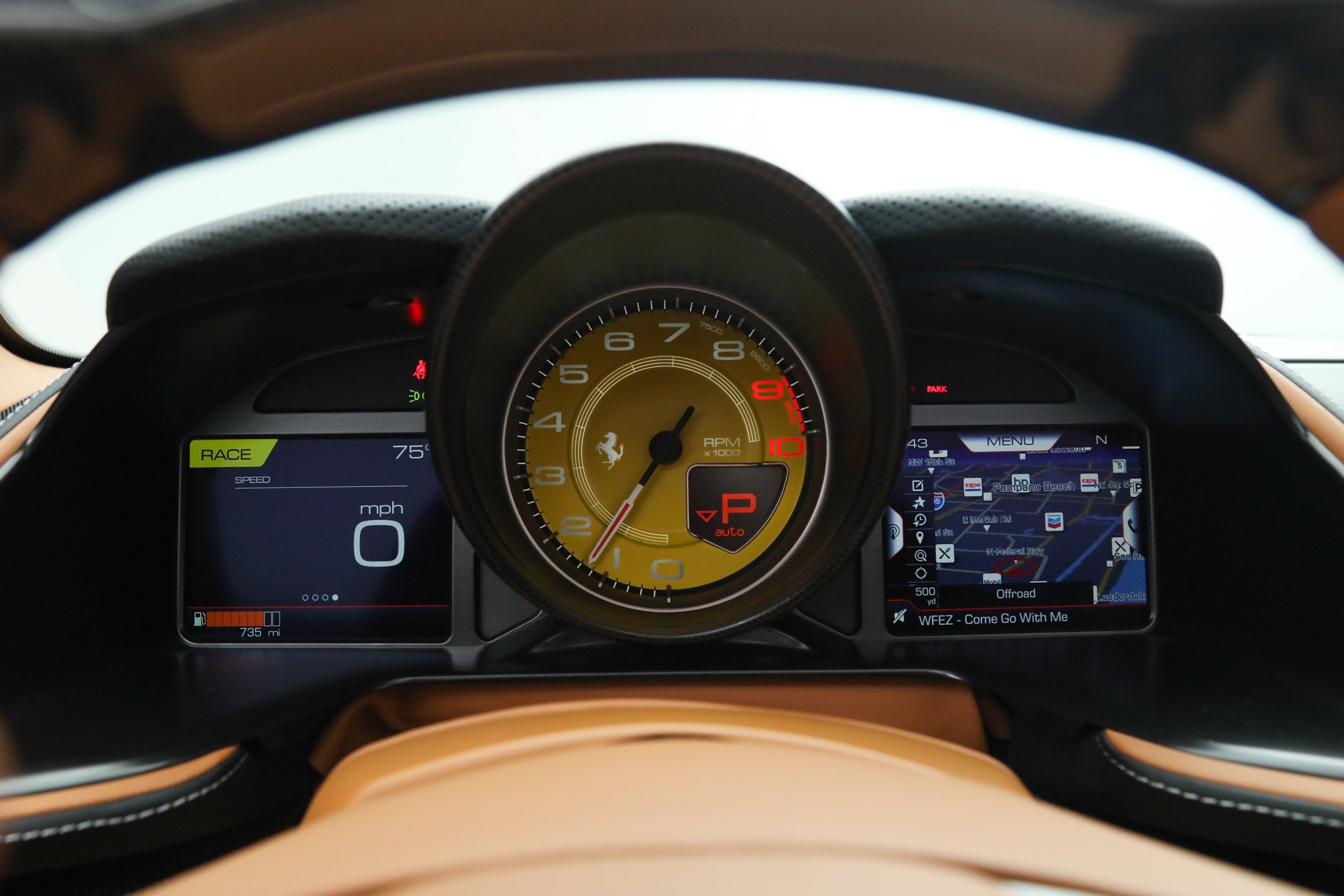 Certified Used 2023 Grigio Titanio Metall Ferrari  image 29