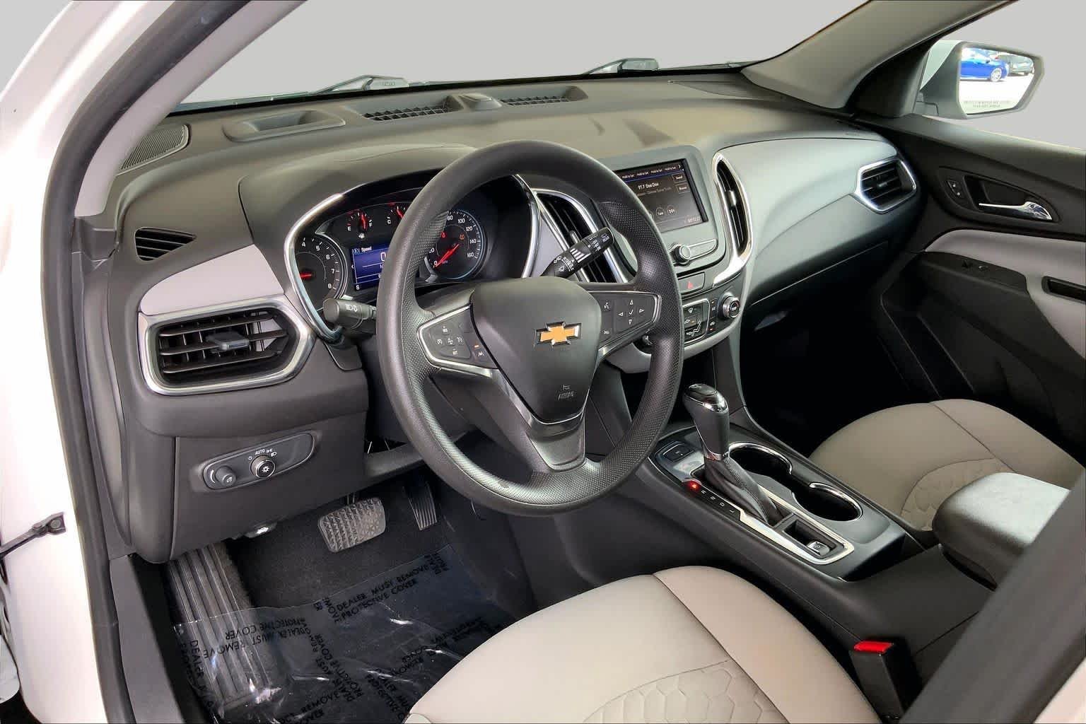 Used 2020 Summit White Chevrolet LT image 18