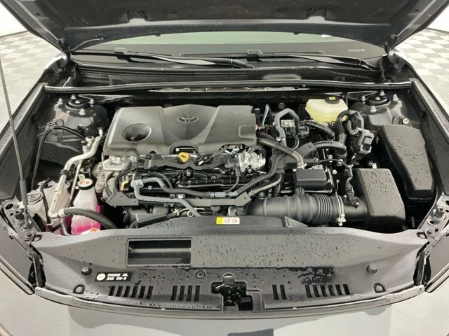 Used 2025  Toyota SE image 30