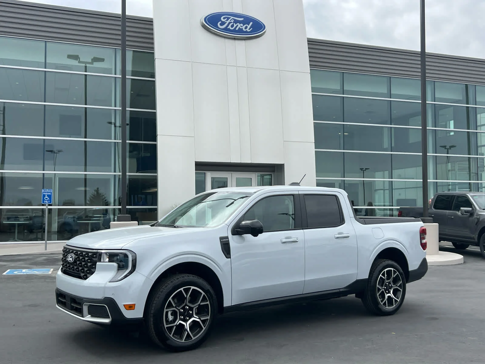 2025 Ford Maverick Lariat AWD's photo