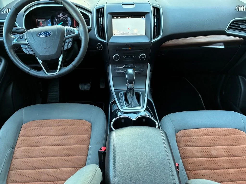 Used 2018 Shadow Black Ford SEL image 11