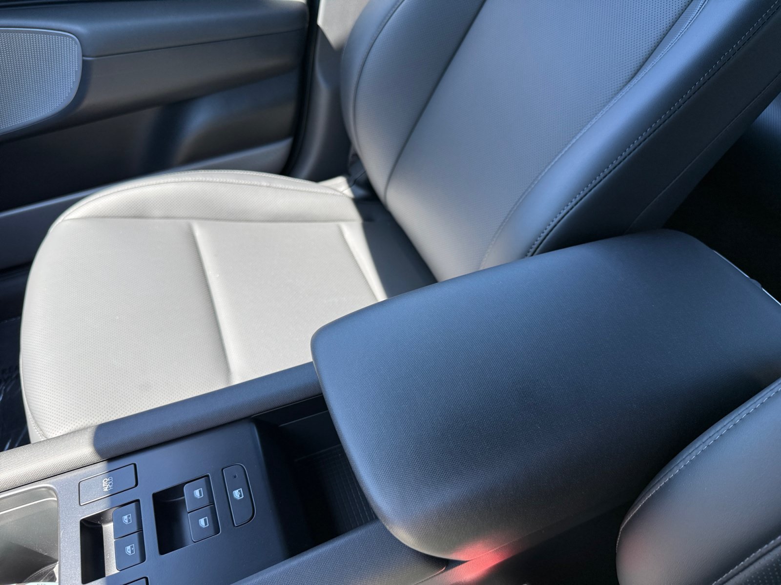 Certified Used 2024 Silver Hyundai SEL image 14