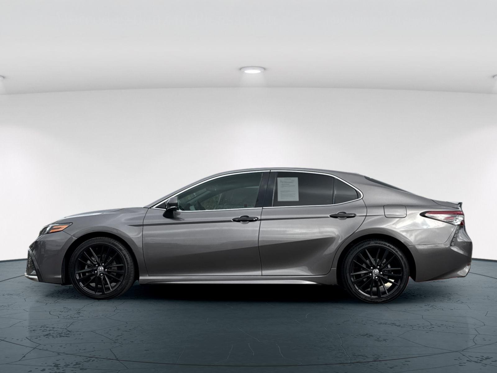 Used 2022 Predawn Gray Mica Toyota XSE 4D Sedan image 3