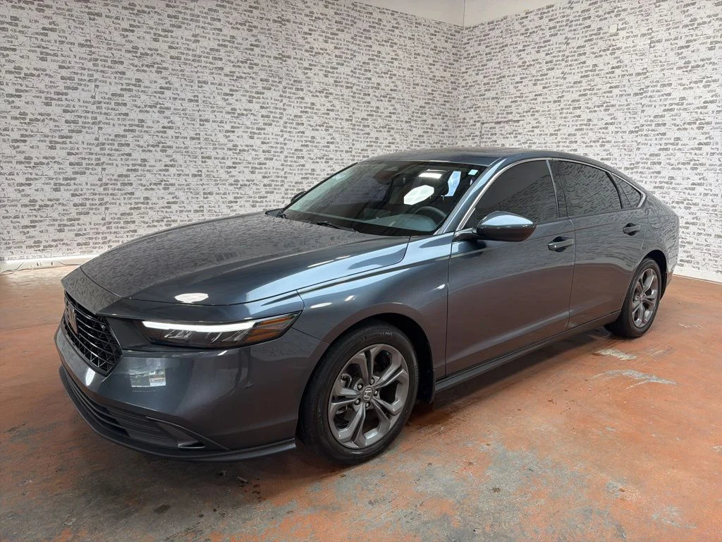Used 2024 Gray Honda EX image 3