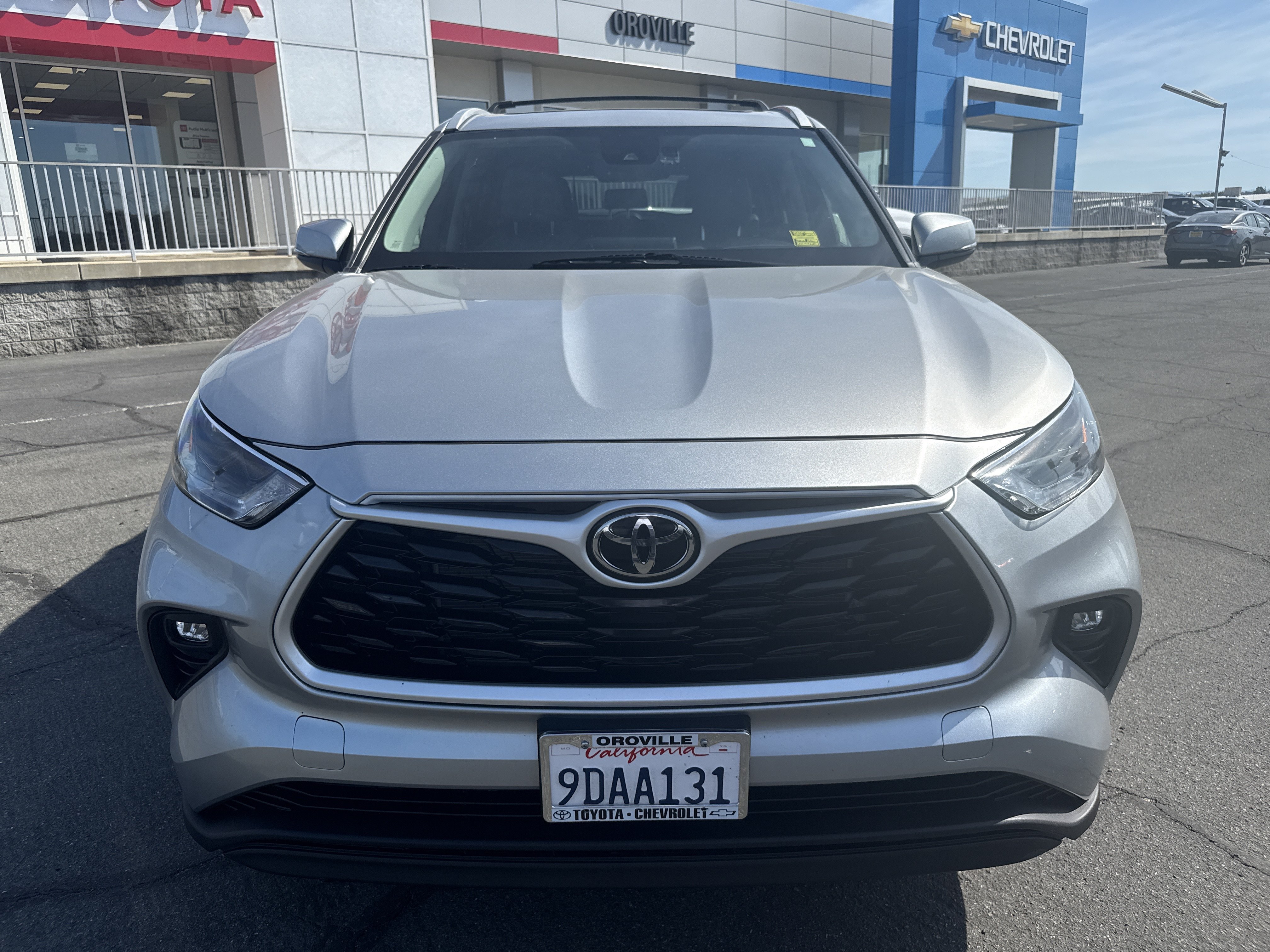 Used 2022 Celestial Silver Metallic Toyota XLE image 8