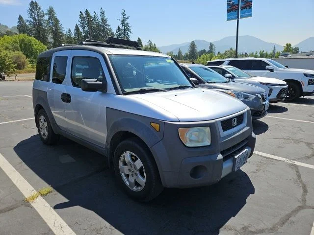 Used 2003 Honda Element EX with VIN 5J6YH28573L004633 for sale in Grants Pass, OR