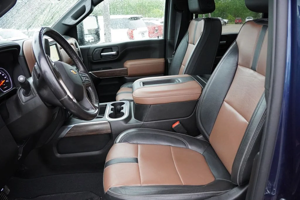 Used 2022 Northsky Blue Metallic Chevrolet High Country image 5