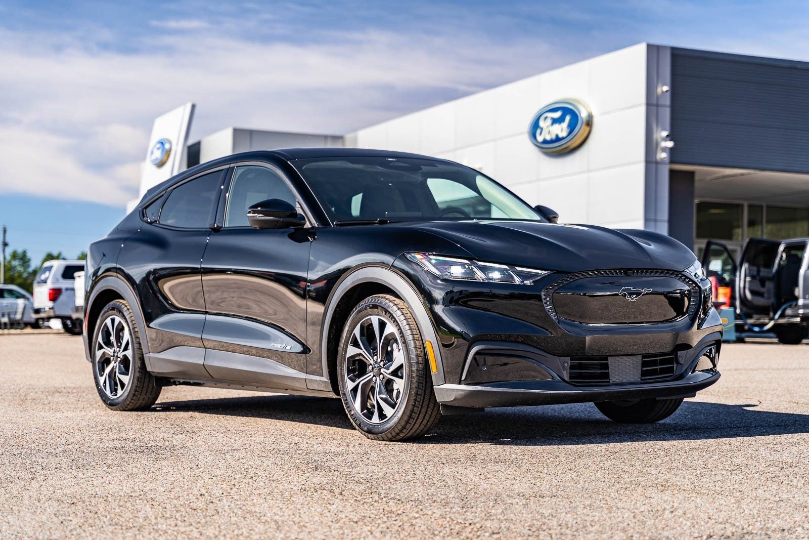 2026 Ford Mustang-Mach-e Select's photo
