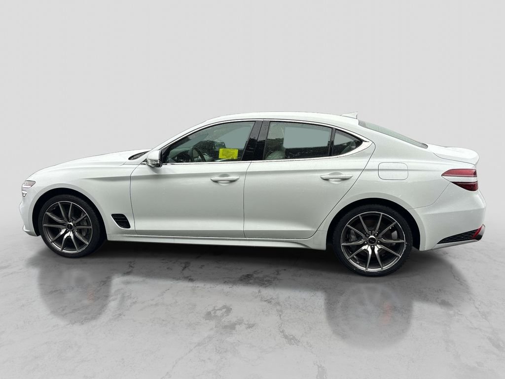 Used 2025 White Genesis 2.5T image 2