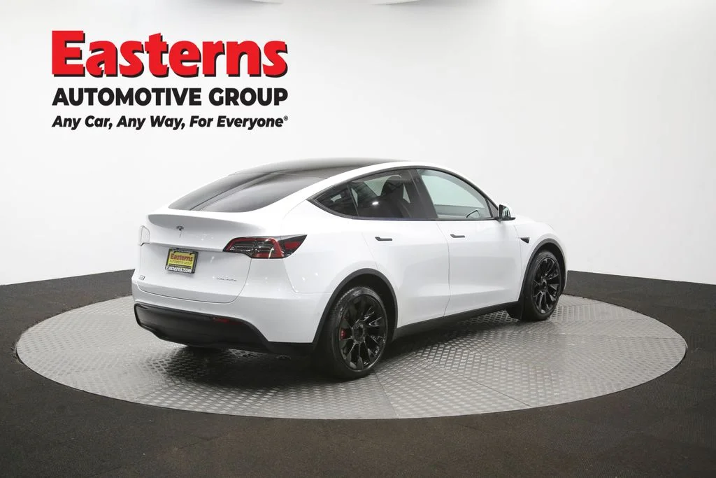 Used 2022 White Tesla Long Range image 35