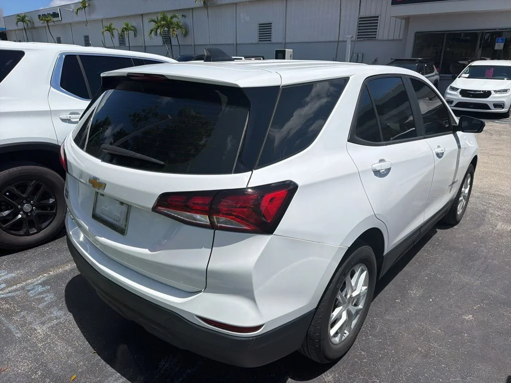 Used 2024 Summit White Chevrolet LS image 5