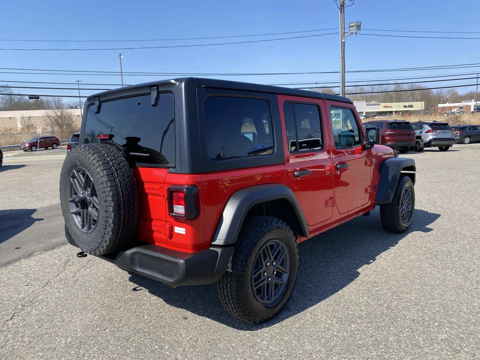 Used 2025 Firecracker Red Clearcoat Jeep Sport S image 3