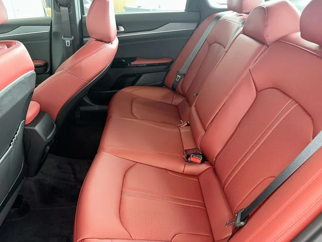 New 2026 Aurora Black Pearl Kia GT-Line image 25
