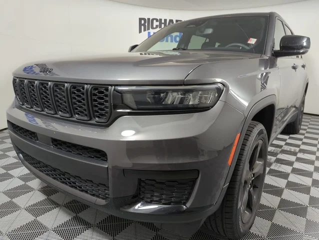 2023 Jeep Grand Cherokee L Altitude