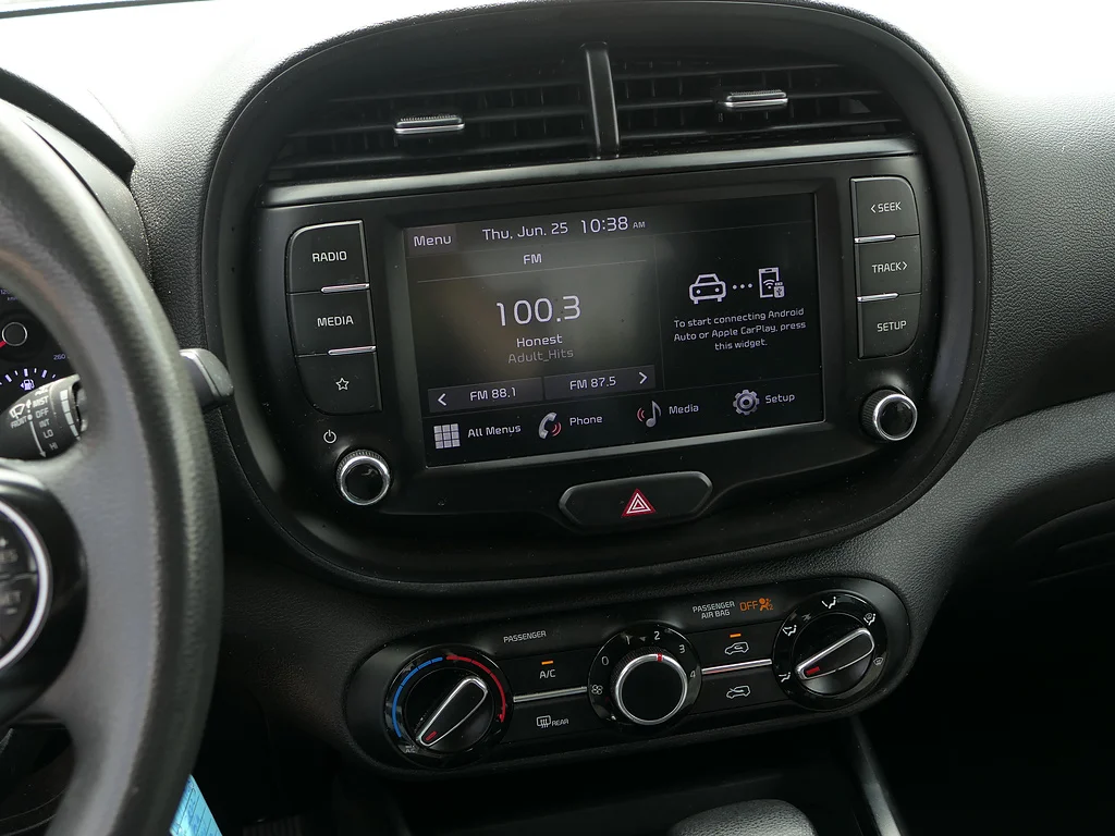 Used 2022 Inferno Red Kia LX image 18