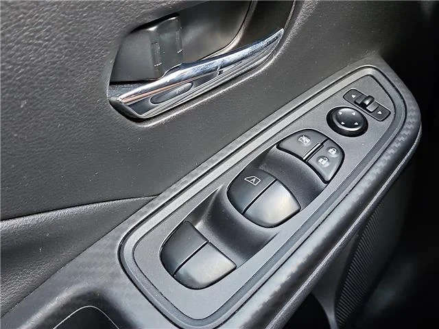 Used 2024 Silver Nissan 1.6 SV image 19
