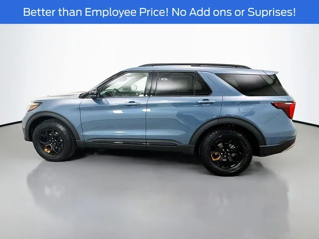 New 2026 Vapor Blue Metallic Ford Tremor® image 38
