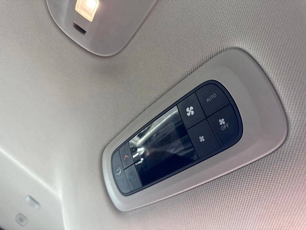 Used 2023 White Chrysler Touring L image 25