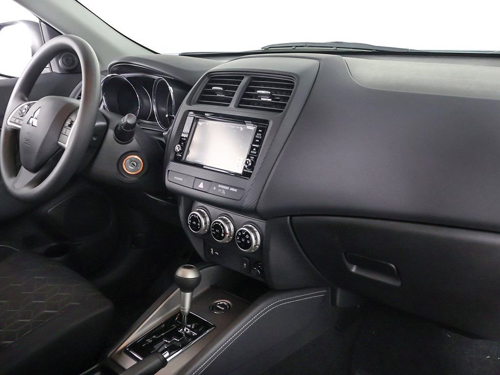 2025 Mitsubishi Outlander Sport ES - Photo 22