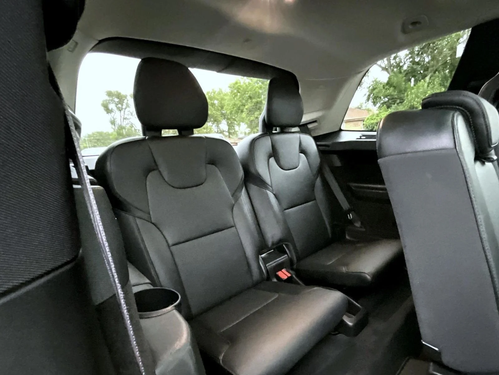 Used 2021 Silver Volvo T5 Momentum image 22
