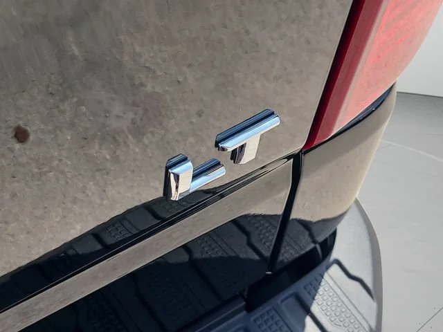 New 2026 Black Chevrolet LT image 31