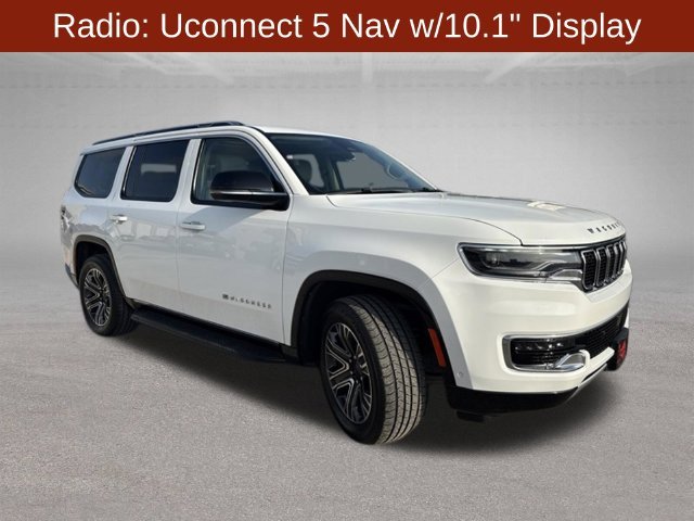 Used 2024 White Jeep Base image 6
