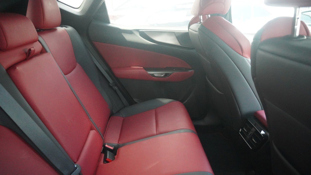 Used 2024 White Lexus NX 350 F SPORT Handling image 11