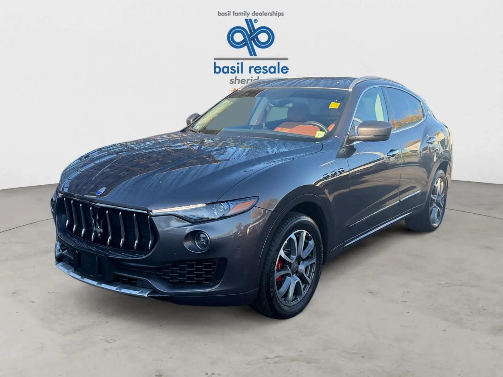 Used 2017 Grigio Metallic Maserati  image 2