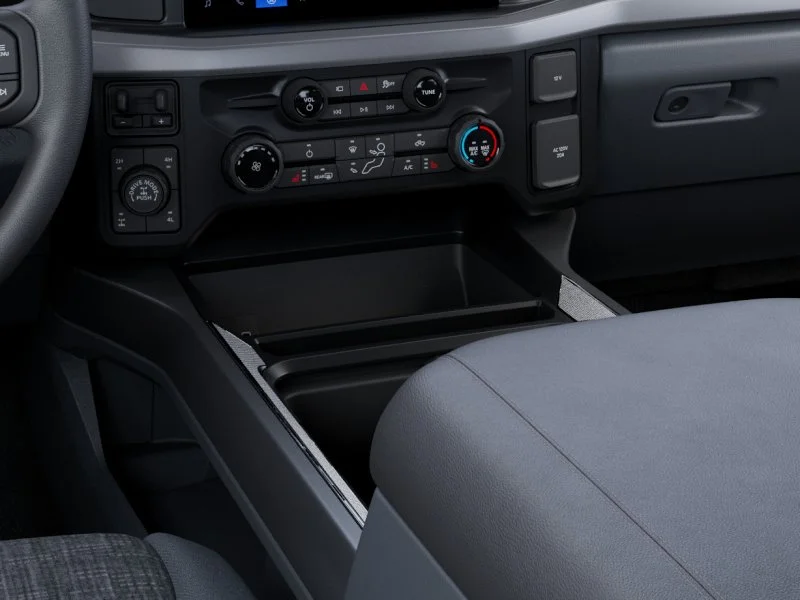 New 2027 Agate Black Metallic Ford XLT image 15